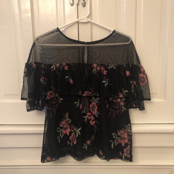 BB Dakota Rayna Embroidered Illusion Neckline NWT - Picture 6 of 12